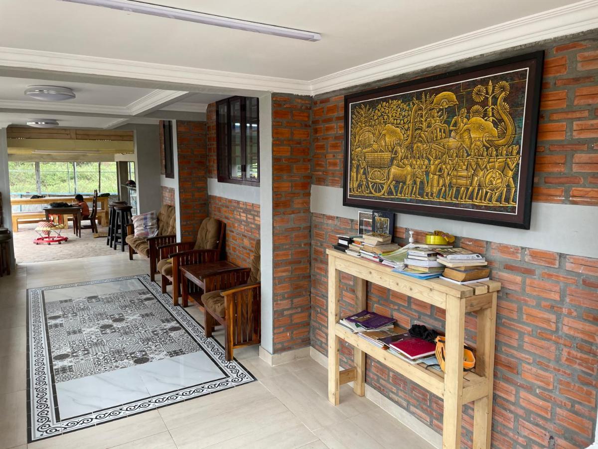 Silk Island Homestay Пном Пен Екстериор снимка