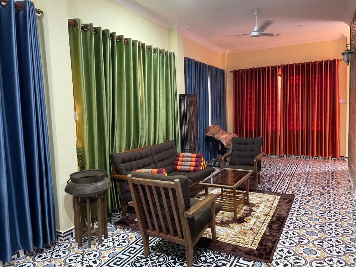 Silk Island Homestay Пном Пен Екстериор снимка