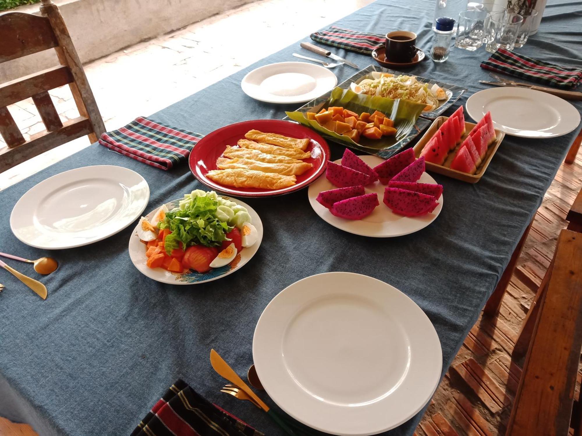 Silk Island Homestay Пном Пен Екстериор снимка
