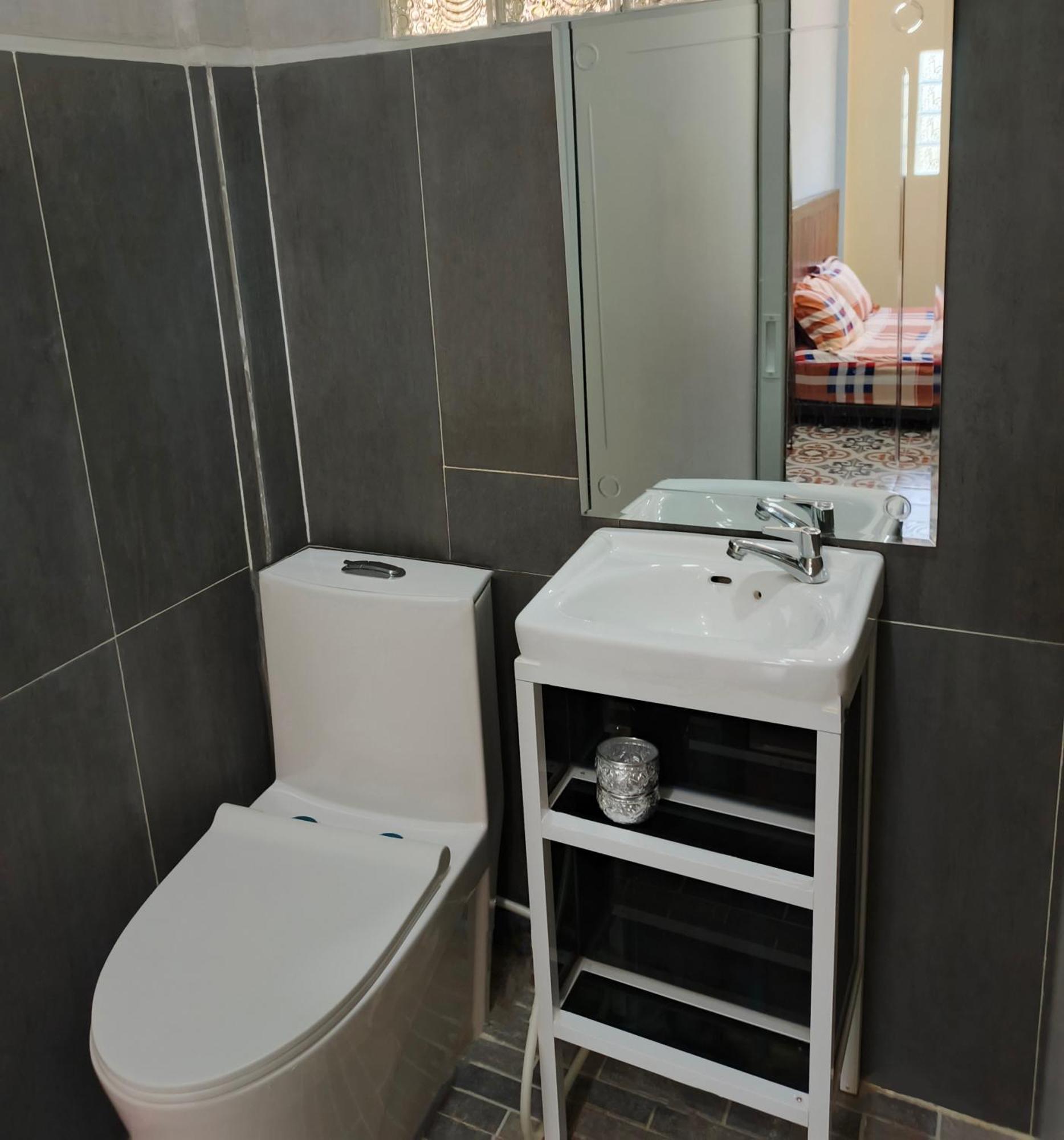 Silk Island Homestay Пном Пен Екстериор снимка